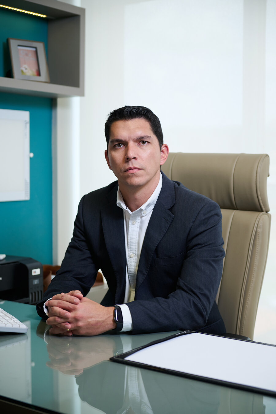 dr rodrigo sentado
