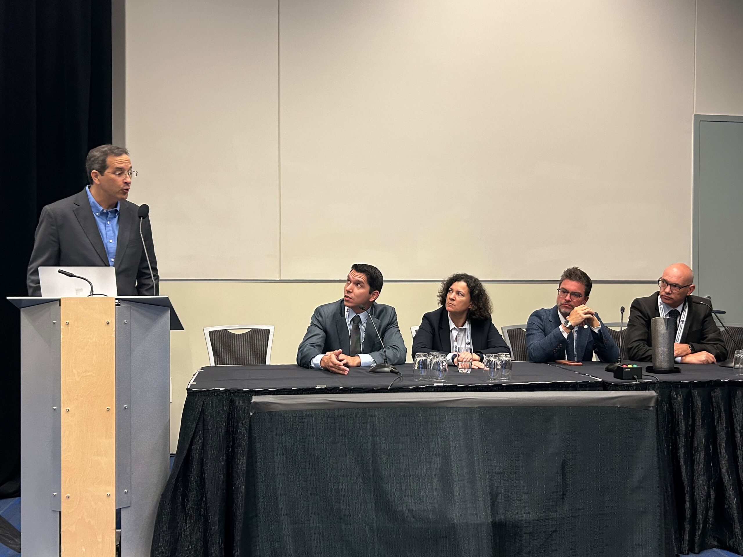 ICSES 2026, Congresso Internacional de Cirurgia de Ombro e Cotovelo, apresentação em Vancouver
